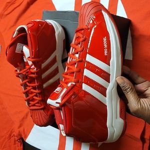 🏀Adidas Pro 2G Basketball